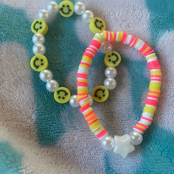 Colorful Beaded Bracelets Set - Picture 2 of 4